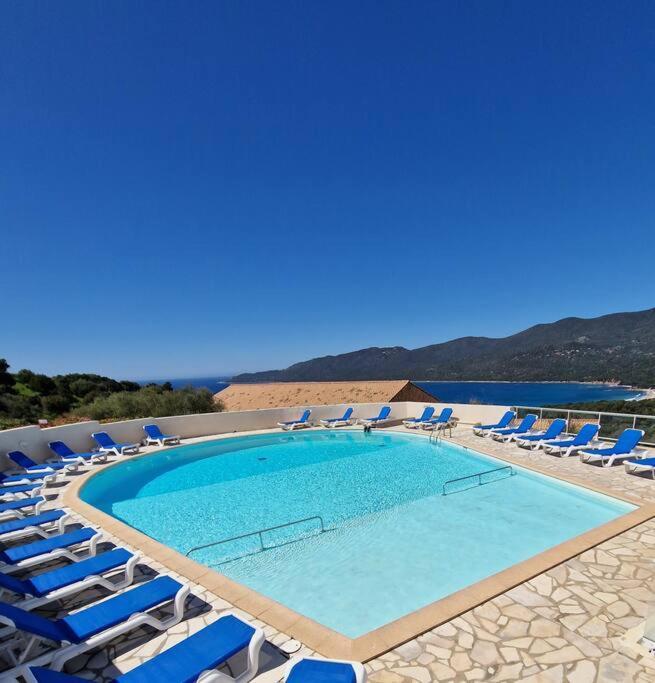 Mini Villa 69 - Piscine Chauffee 세라 디 페로 외부 사진